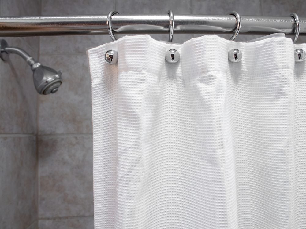 How To Clean A Bathroom 10 Time Saving, Best Shower Curtain Liner For Hard Water