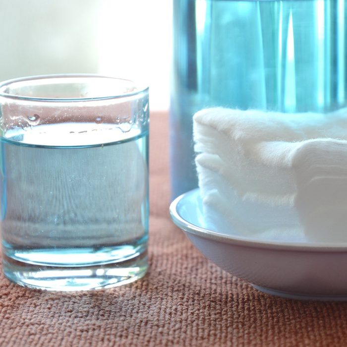 blue alcohol for wash wound in glass and clean white cotton