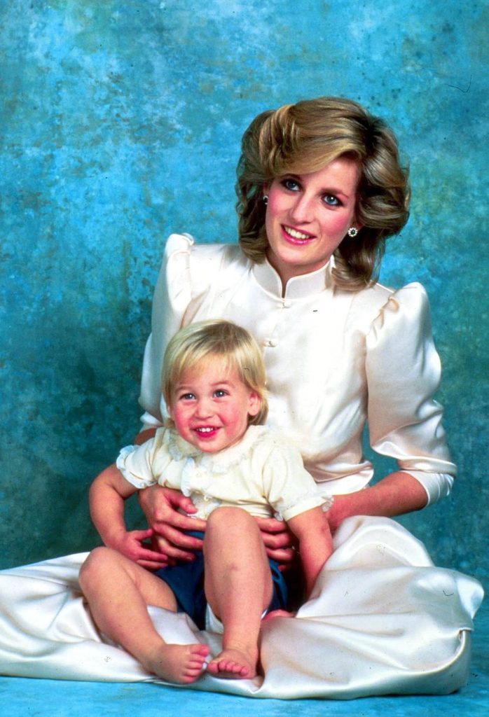 13 Rarely Seen Photos of Prince William with Princess Diana | RD.ca