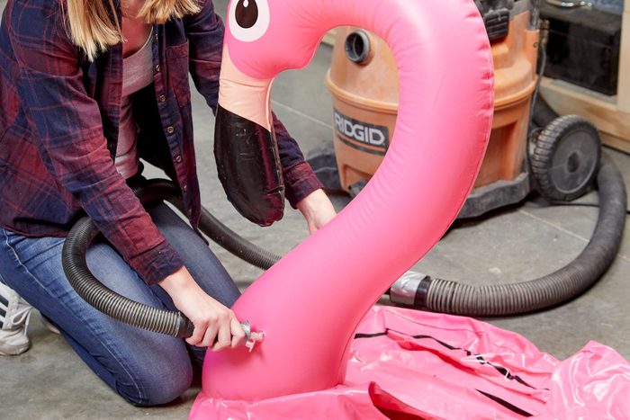 HH Handy hint flamingo blow up pool tow Shop vac