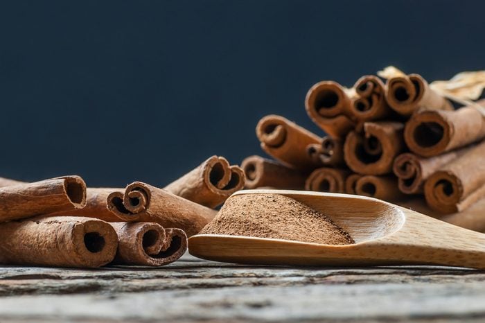 6 Science-Backed Health Benefits of Cinnamon | Reader's Digest Canada
