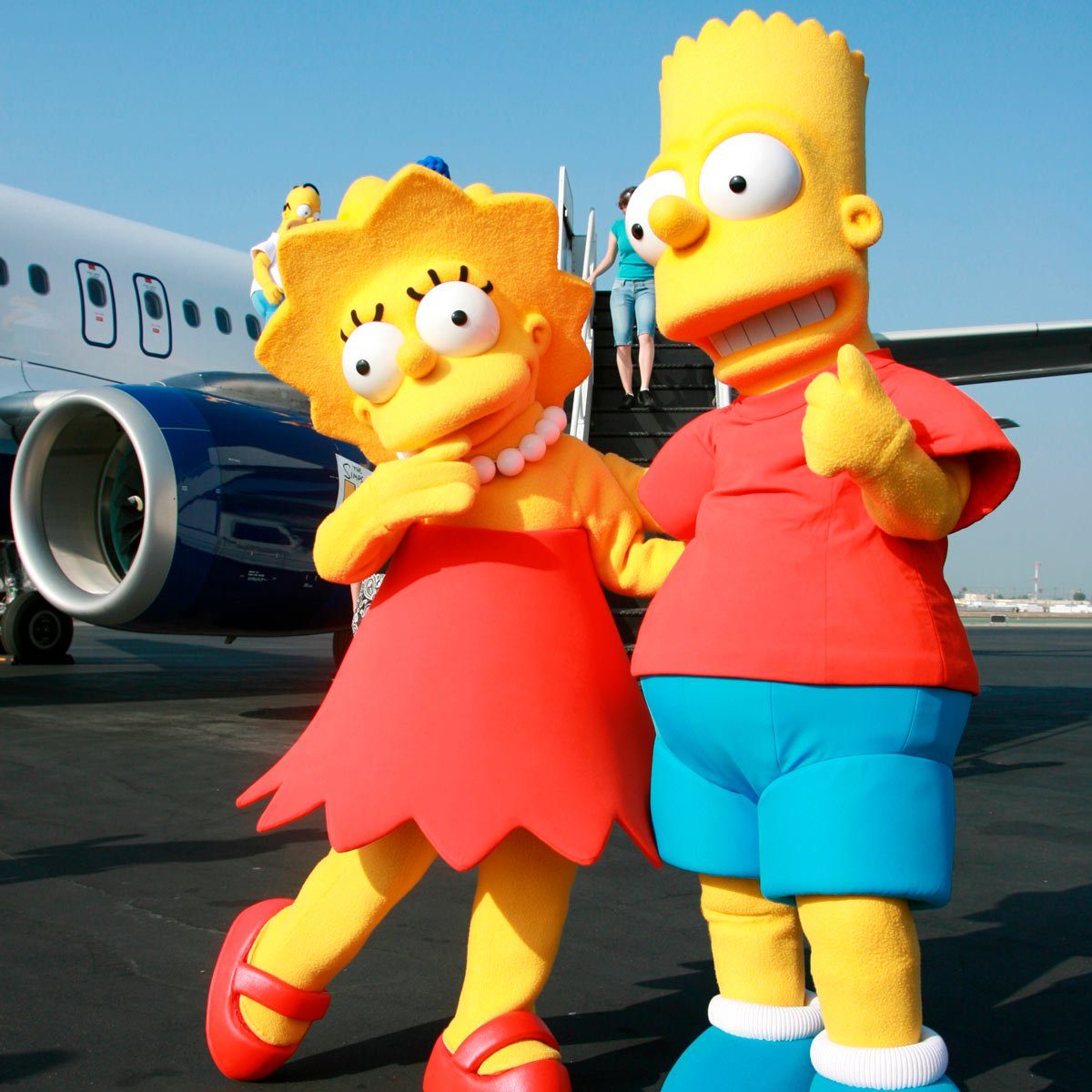 Bart and Lisa Simpson as suits