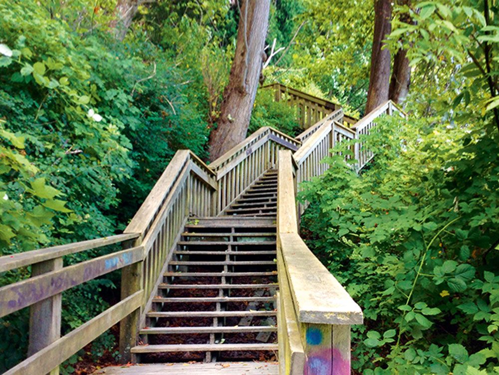 The modern-day staircase at 1001 Steps