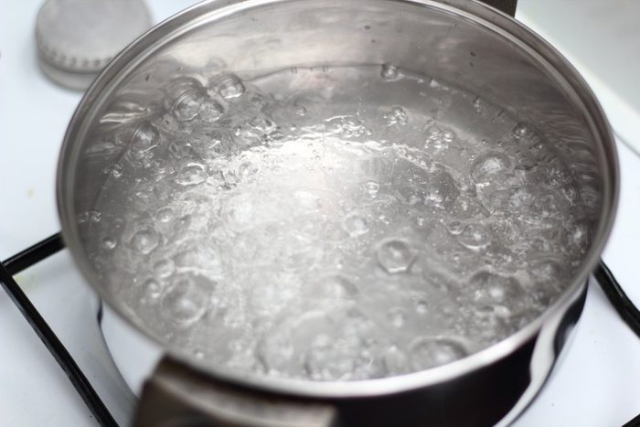 Boiling water in Sauce Pot