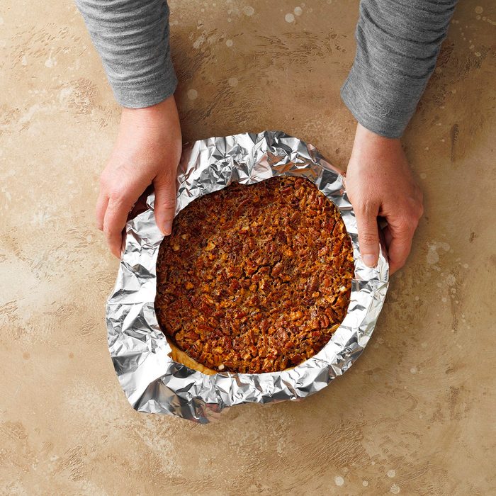 Foil-Covered Crust Trick; How To