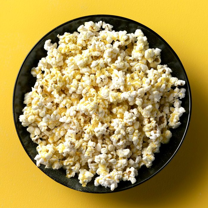 genius holiday tips - Popcorn with Nutritional Yeast