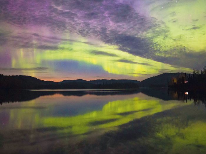 Northern Lights pictures - Whitesand Lake aurora