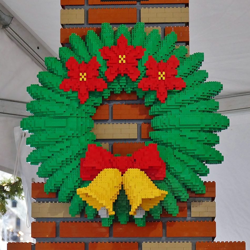 Deck the halls - Lego wreath