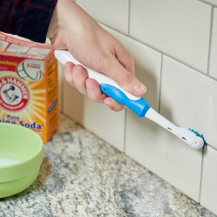 HH electric toothbrush cleaning tool