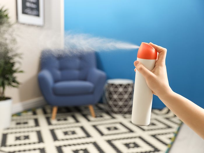 Cleaning myths - air freshener spray