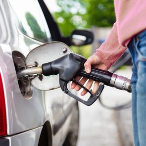 How A Gas Pump Knows When Your Cars Tank Is Full