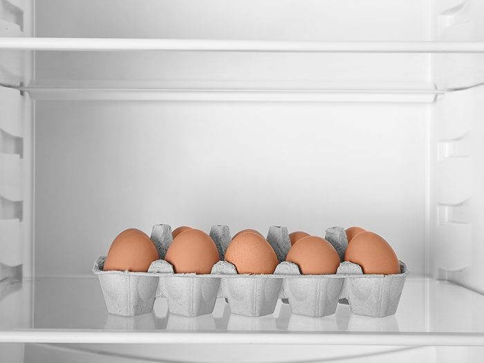How to organize your fridge - eggs