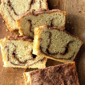 Easy bread recipe - Country Cinnamon Swirl Bread