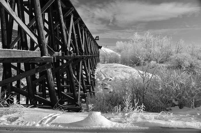 historical canadian photos - trestle bridge