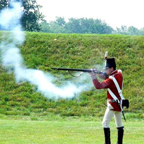 historical canadian photos - War of 1812 reenactment
