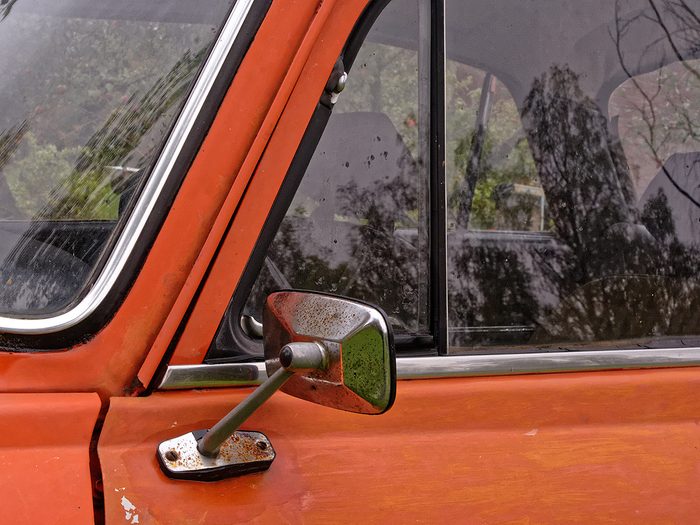 vintage car features - hinged vent window