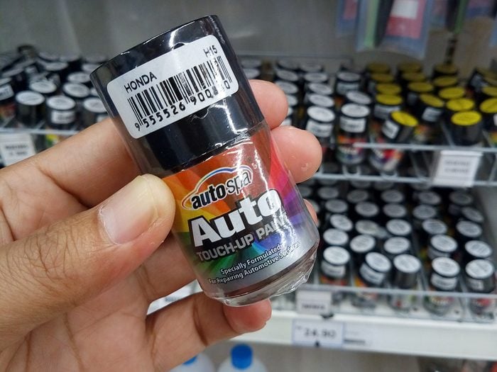 Paint chip repair - auto touch-up paint
