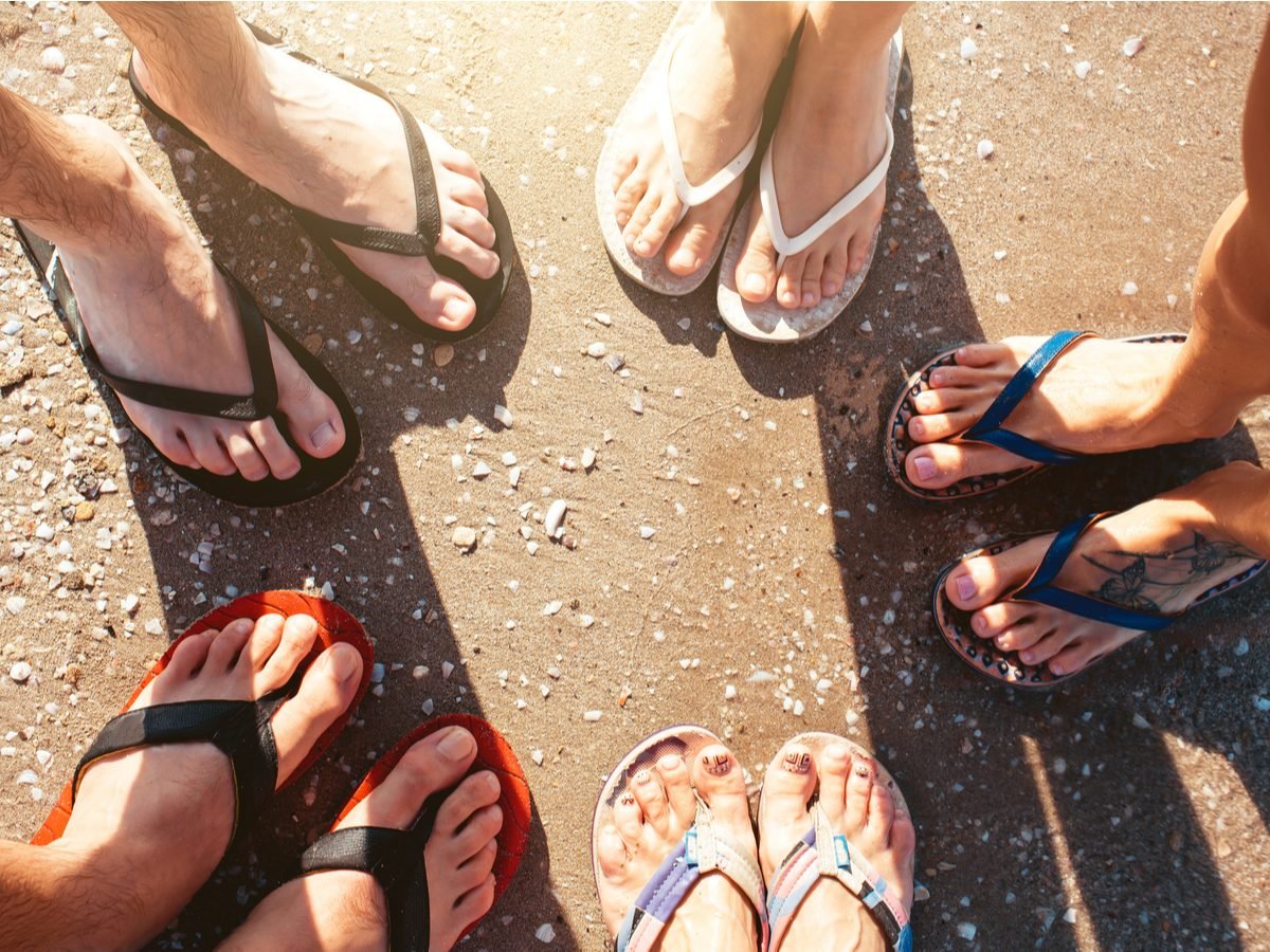 7 Reasons You Should Never Wear Flip-Flops | Reader's Digest Canada