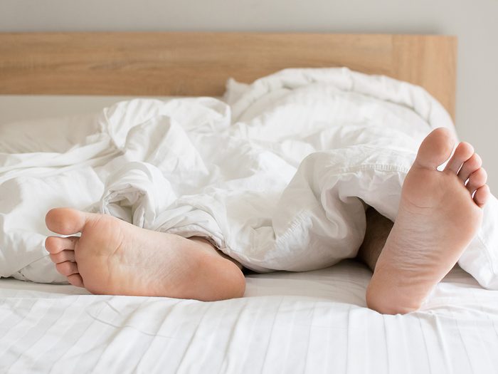 Unbelievable news stories - feet in bed