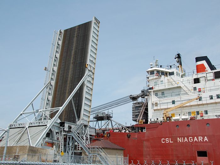 Boat pictures - Ship in Welland canal