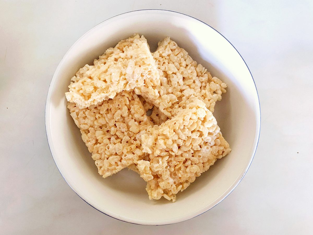 How to Instant Rice Krispies Treats—in the Microwave!