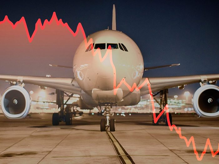 What airlines losing money could mean for you - Concept of economic crisis in aviation industry