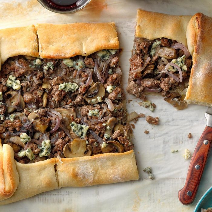 small-scale christmas dinner ideas - Beef & Blue Cheese Tart