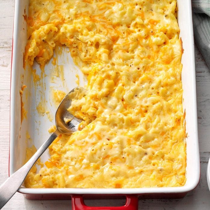 small-scale christmas dinner ideas - Creamy Macaroni and Cheese