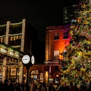 Christmas in Canada - Toronto Christmas Market at Distillery District