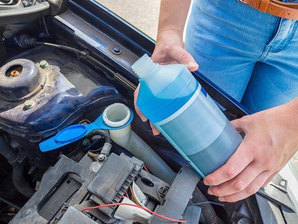 How to Check Your Windshield Wiper Fluid | Reader's Digest Canada