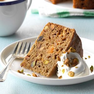 Slow-Cooker Mixed Fruit and Pistachio Cake
