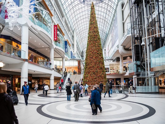 Christmas fun facts - Toronto Eaton Centre holiday decorations