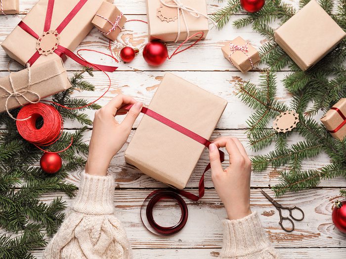 How to wrap Christmas presents like a pro
