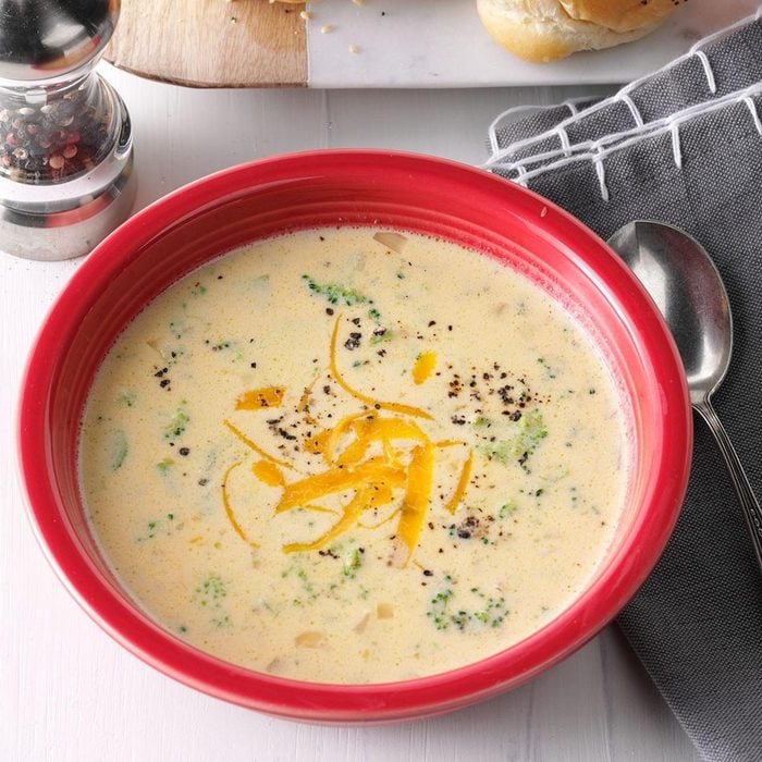 slow cooker recipes for two - Slow Cooker Cheesy Broccoli Soup
