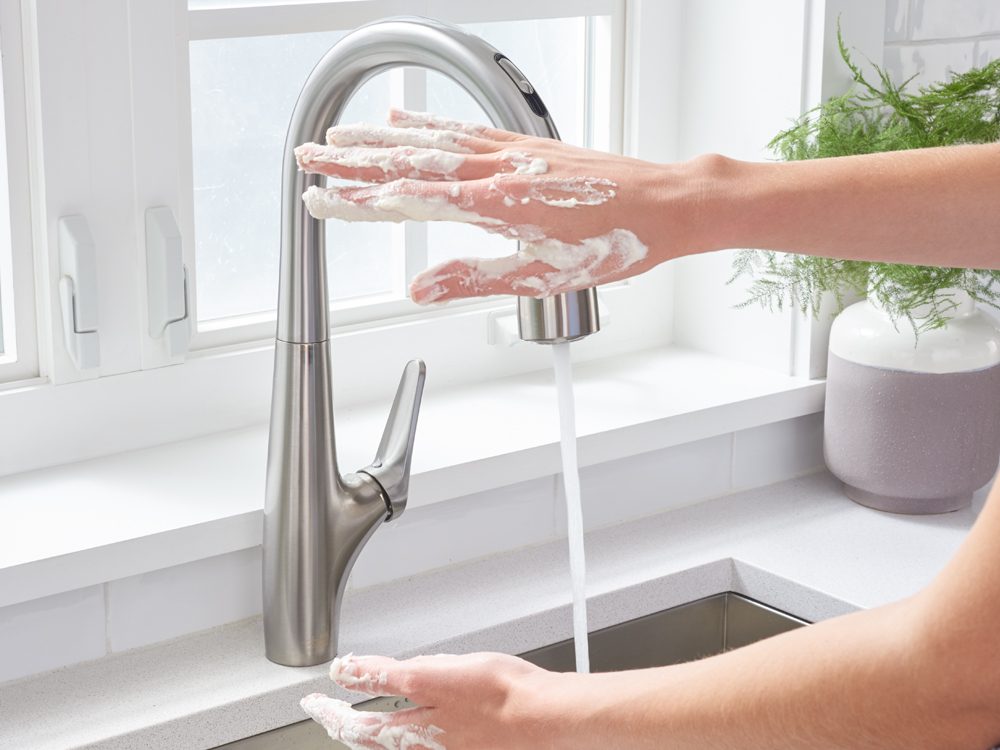 Avery Hands-Free Kitchen Faucet