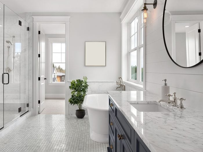 How to clean bathroom - luxurious white bathroom