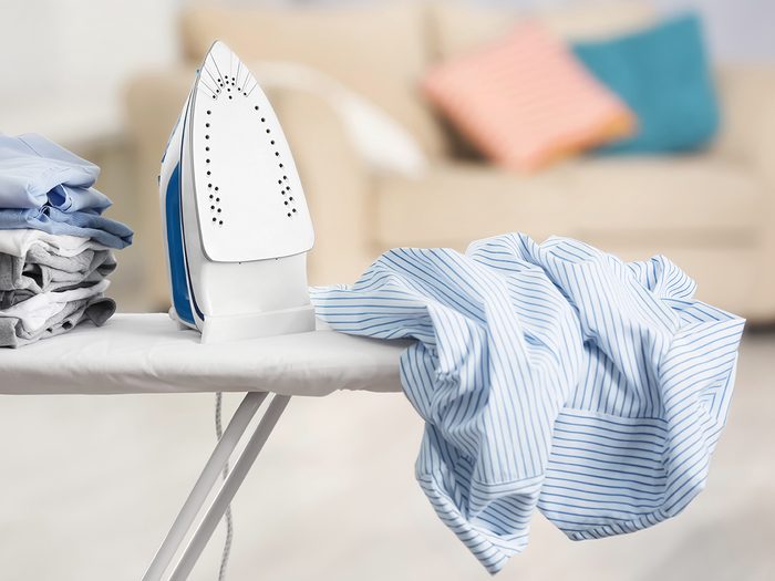 Cornstarch uses - ironing shirt