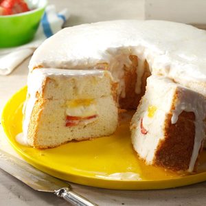 Lemon Curd-Filled Angel Food Cake