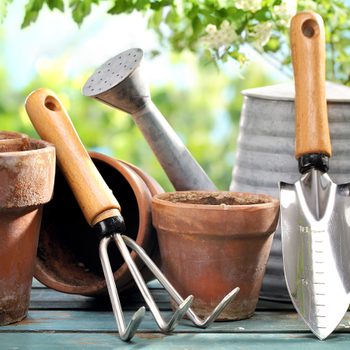 Yard tool hacks - Outdoor gardening tools on table