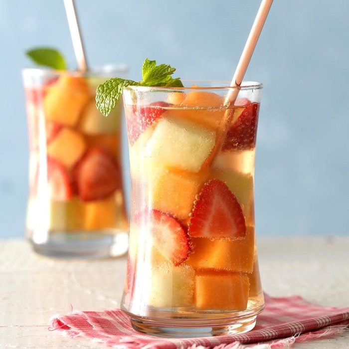 Strawberry Melon Fizz - summer drinks