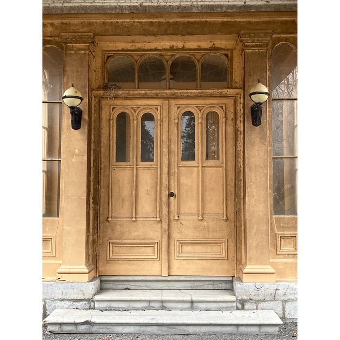 Doors Across Canada - Mystery Mansion