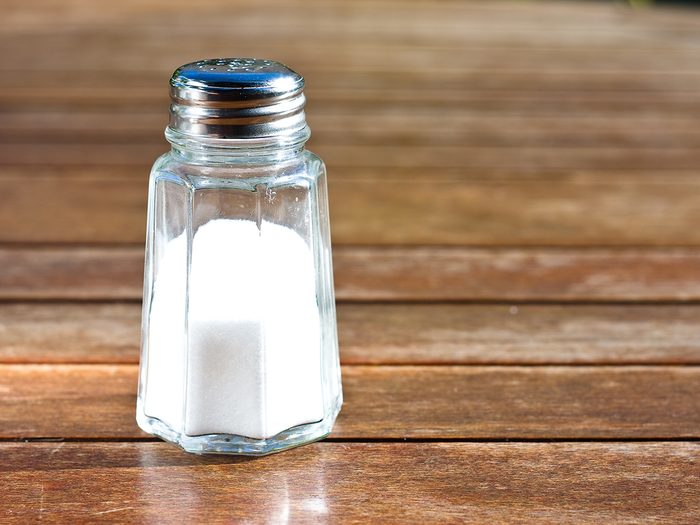 Why restaurants put rice in salt shaker