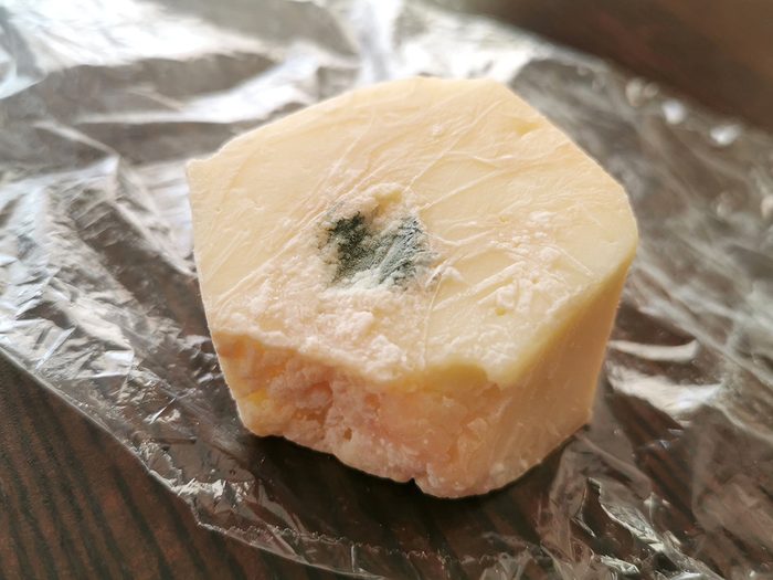 Cooking shortcuts - mould on cheese
