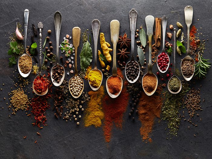 Difference between herbs and spices