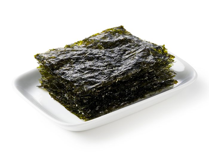 Dried seaweed - best foods for metabolism