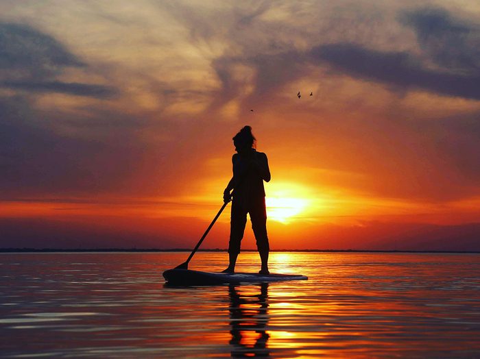 Sunset pictures - stand up paddleboarding silhouette