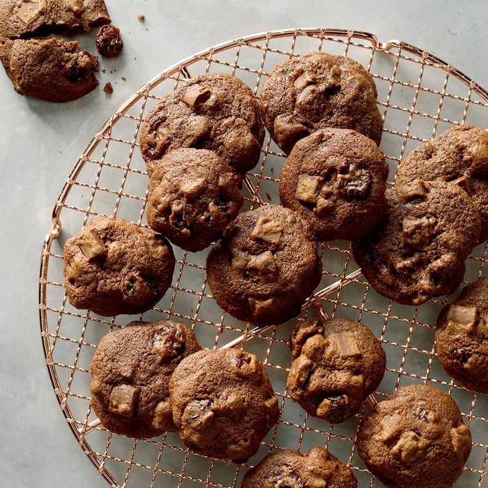 Christmas cookie recipes - Cherry Chocolate Chunk Cookies