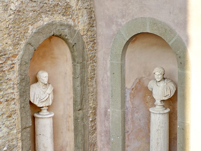 Reader's Digest Word Power - busts in alcoves