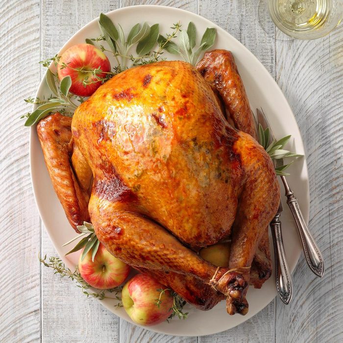 Turkey Recipes for Thanksgiving - Apple Sage Roasted Turkey Feature