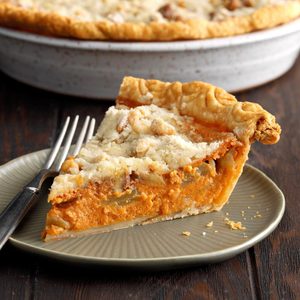 Crumb-Topped Apple & Pumpkin Pie